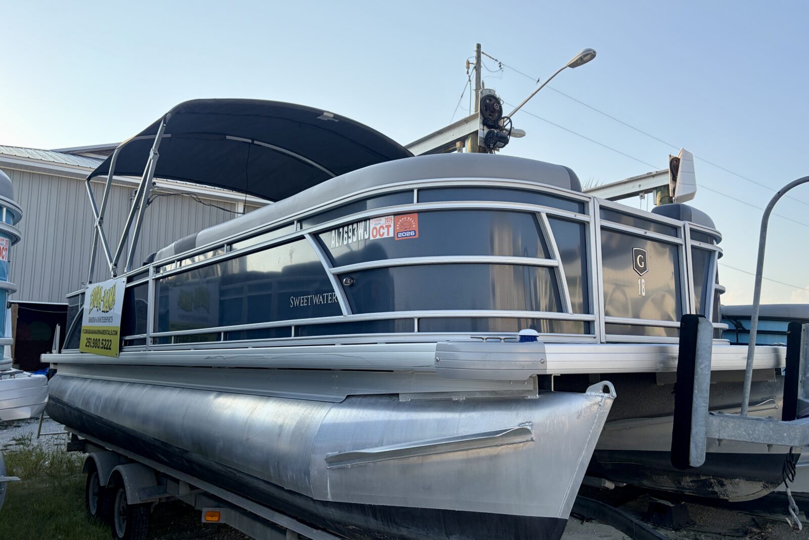 Sweetwater Pontoon Navy Blue